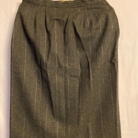 Vintage Ashley Brooke Women's Career Suit & Skirt Gray Pinstripes Button Down 12 - Picture 7 of 15